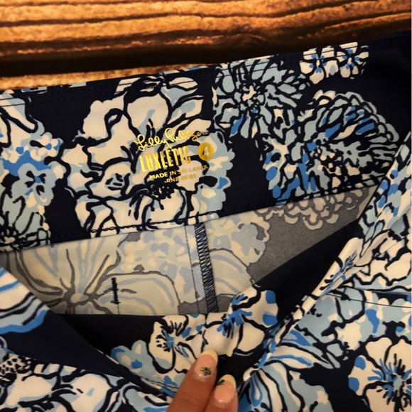 Lilly Pulitzer Blue Floral Luxletic Corso Pants - Picture 5 of 6